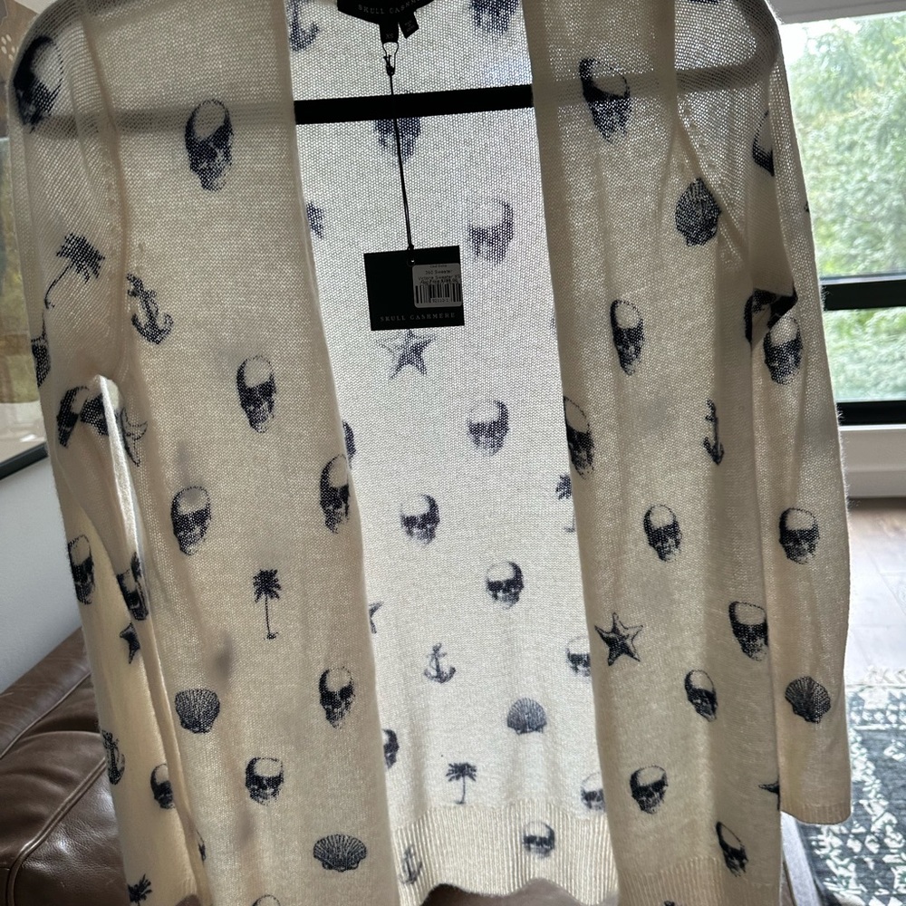 Skull Cashmere cardigan. NWT size xs